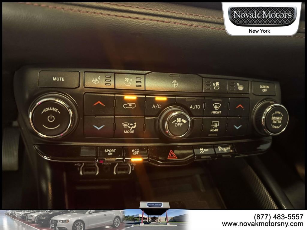 Used 2022 Dodge Durango R/T w/ Blacktop Package AWD/4WD image 22