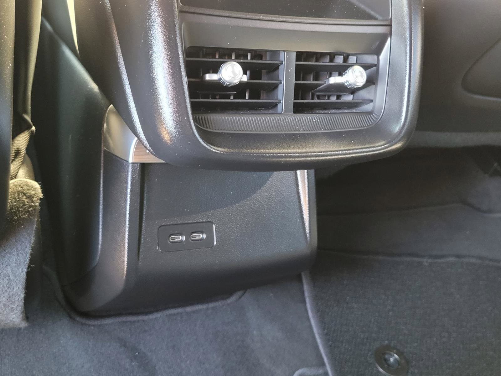 Used 2024 Cadillac Lyriq Tech AWD/4WD image 21