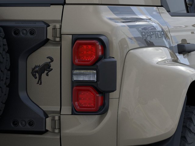 New 2026 Ford Bronco Raptor w/ Interior Carbon Fiber Pack AWD/4WD image 23