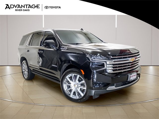 Used 2023 Chevrolet Tahoe High Country w/ Premium Package image 2