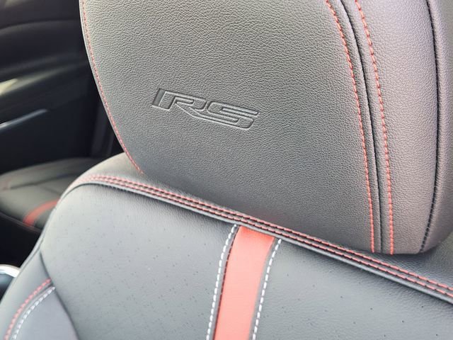 New 2026 Chevrolet Traverse RS w/ LPO, Floor Liner Package FWD image 16