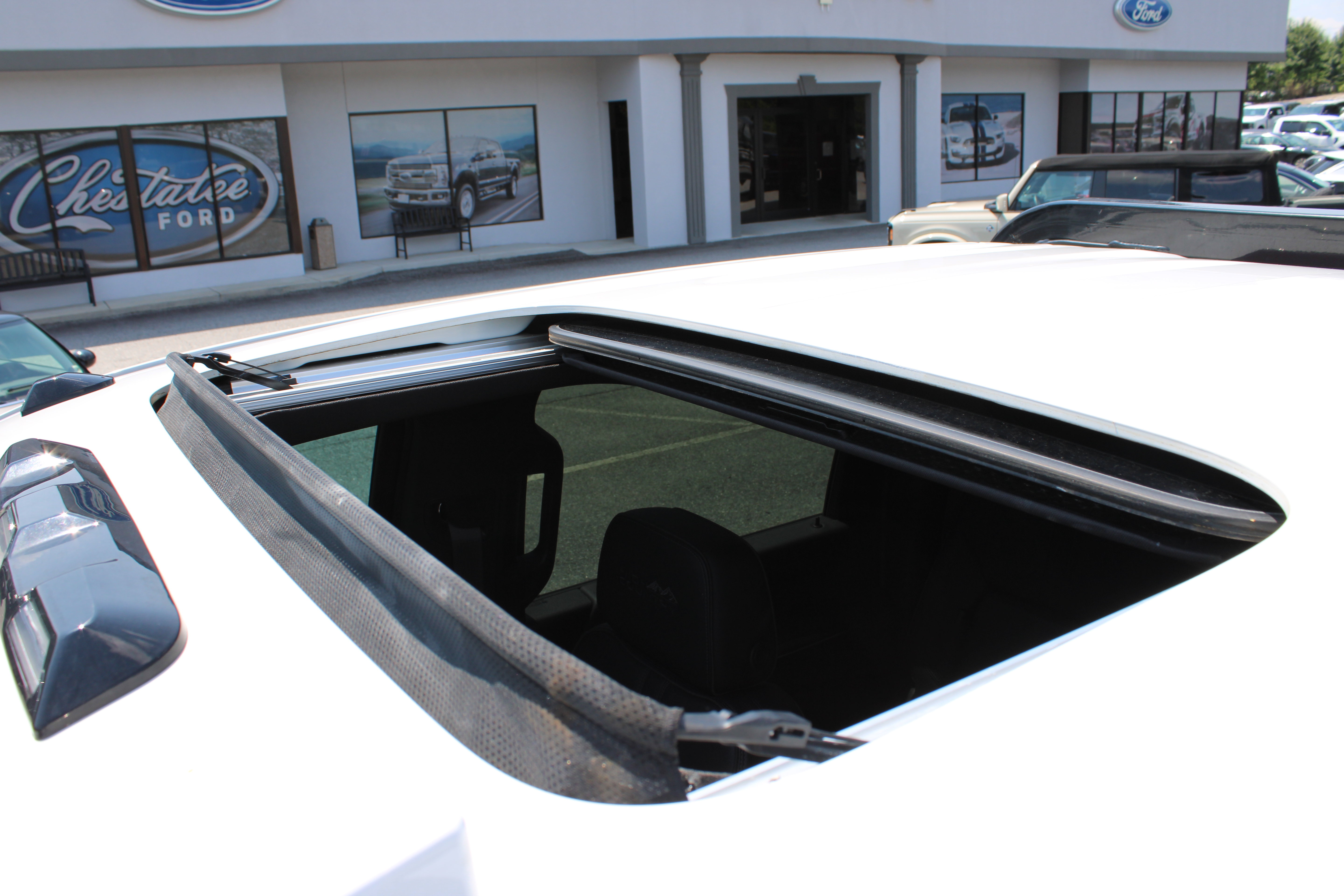 Used 2021 Chevrolet Silverado 3500 High Country AWD/4WD image 28