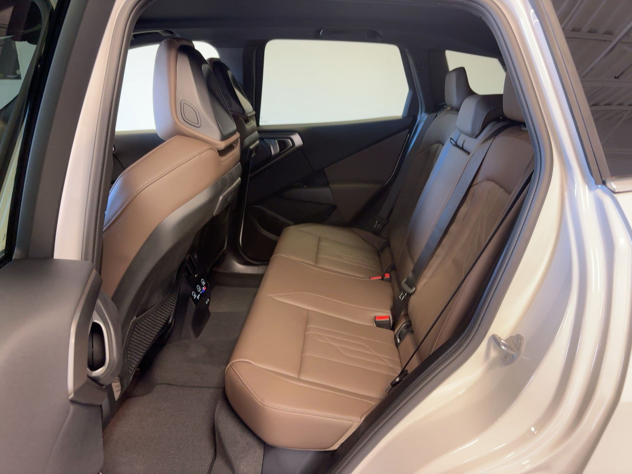 New 2026 BMW X3 xDrive30i w/ Convenience Package AWD/4WD image 14