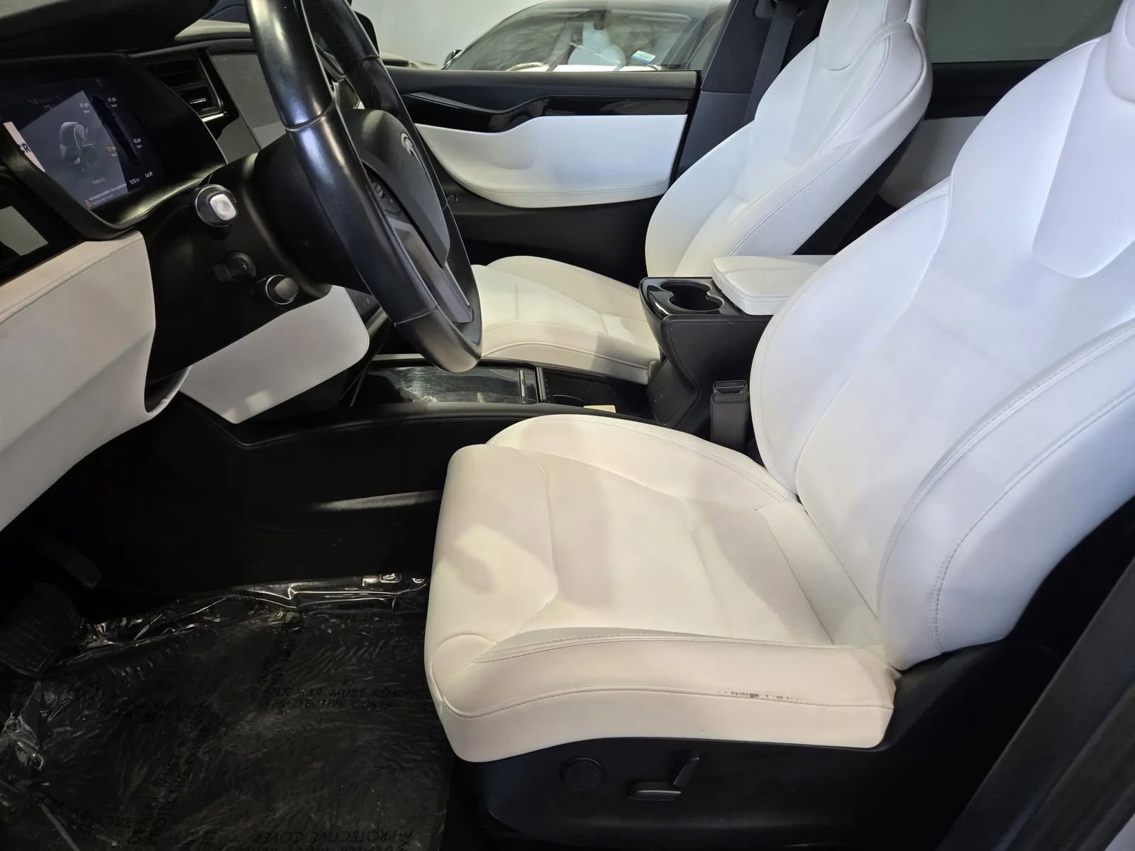 Used 2018 Tesla Model X 75D image 13
