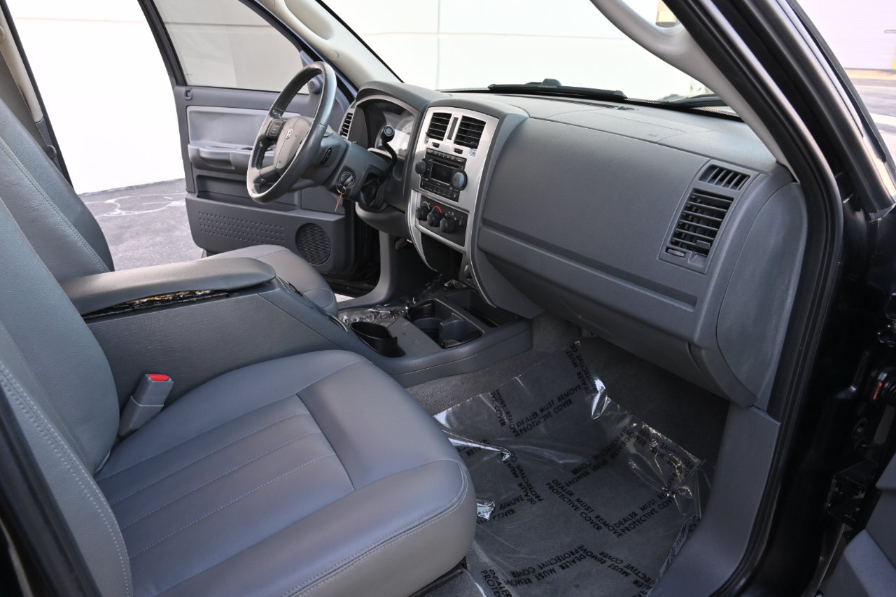 Used 2007 Dodge Dakota Laramie w/ Sun & Wheel Value Group AWD/4WD image 14