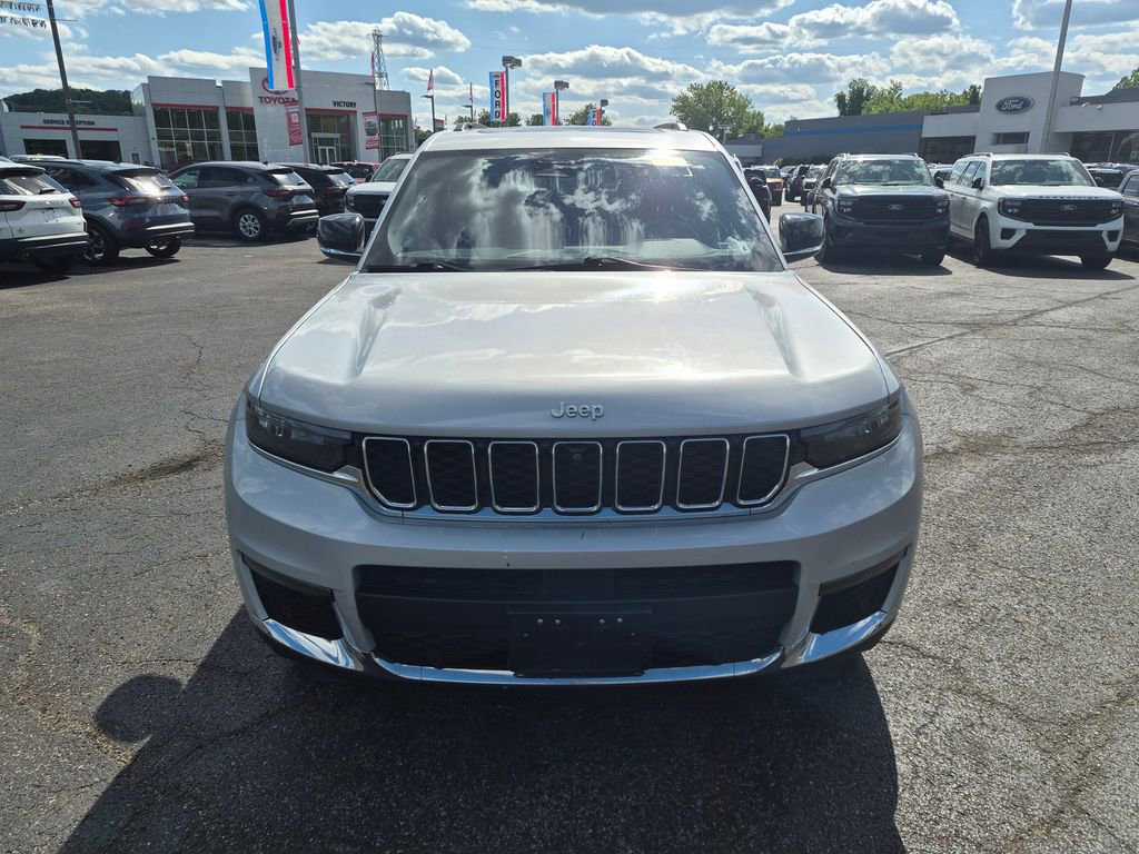 Used 2024 Jeep Grand Cherokee L Limited w/ Luxury Tech Group II AWD/4WD image 12