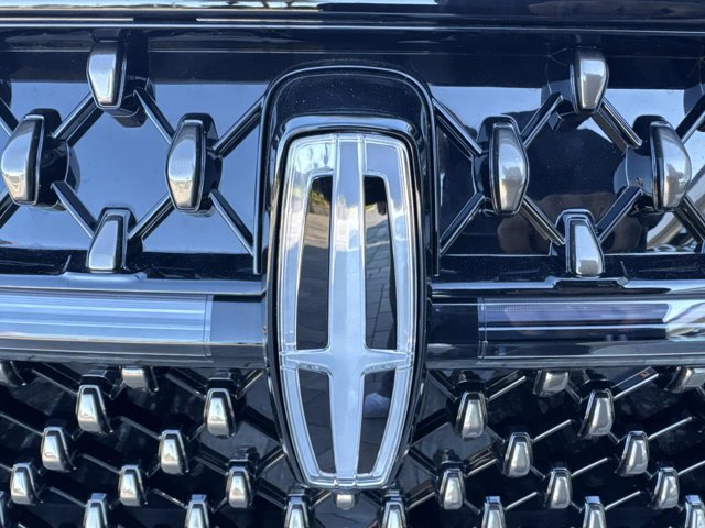 New 2026 Lincoln Nautilus Black Label image 7