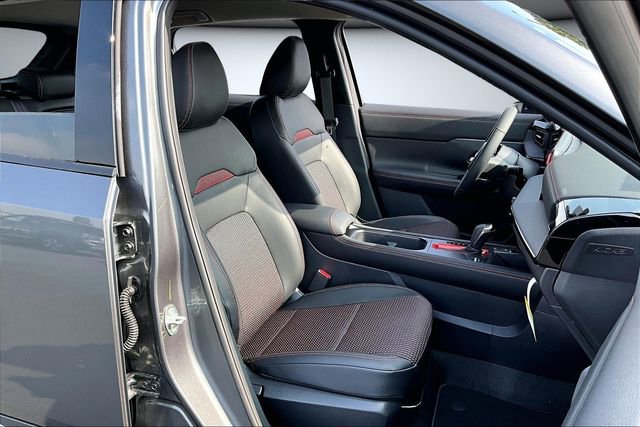 New 2026 Nissan Kicks SR image 11