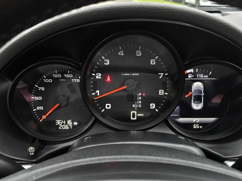 Used 2015 Porsche Boxster RWD image 27