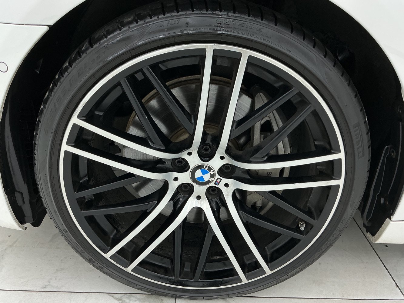 Used 2018 BMW 750i RWD image 50