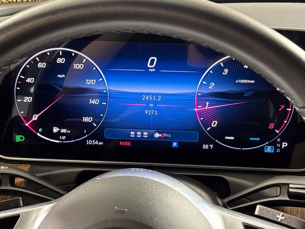 Used 2025 Mercedes-Benz C 300 4MATIC Sedan image 34