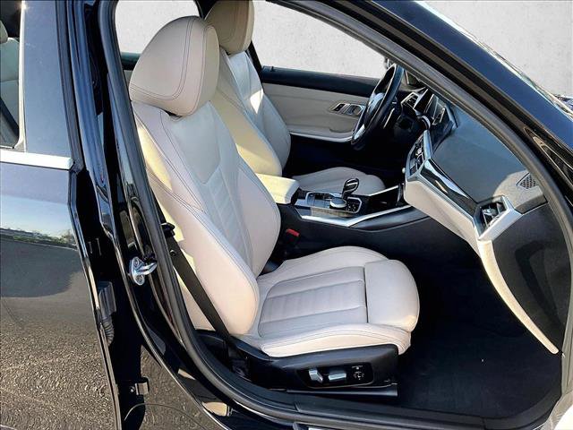 Used 2020 BMW 330i Sedan w/ Convenience Package RWD image 9