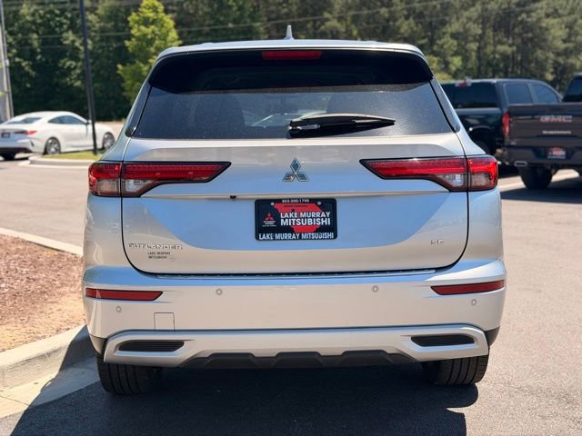 Used 2024 Mitsubishi Outlander SE FWD image 10