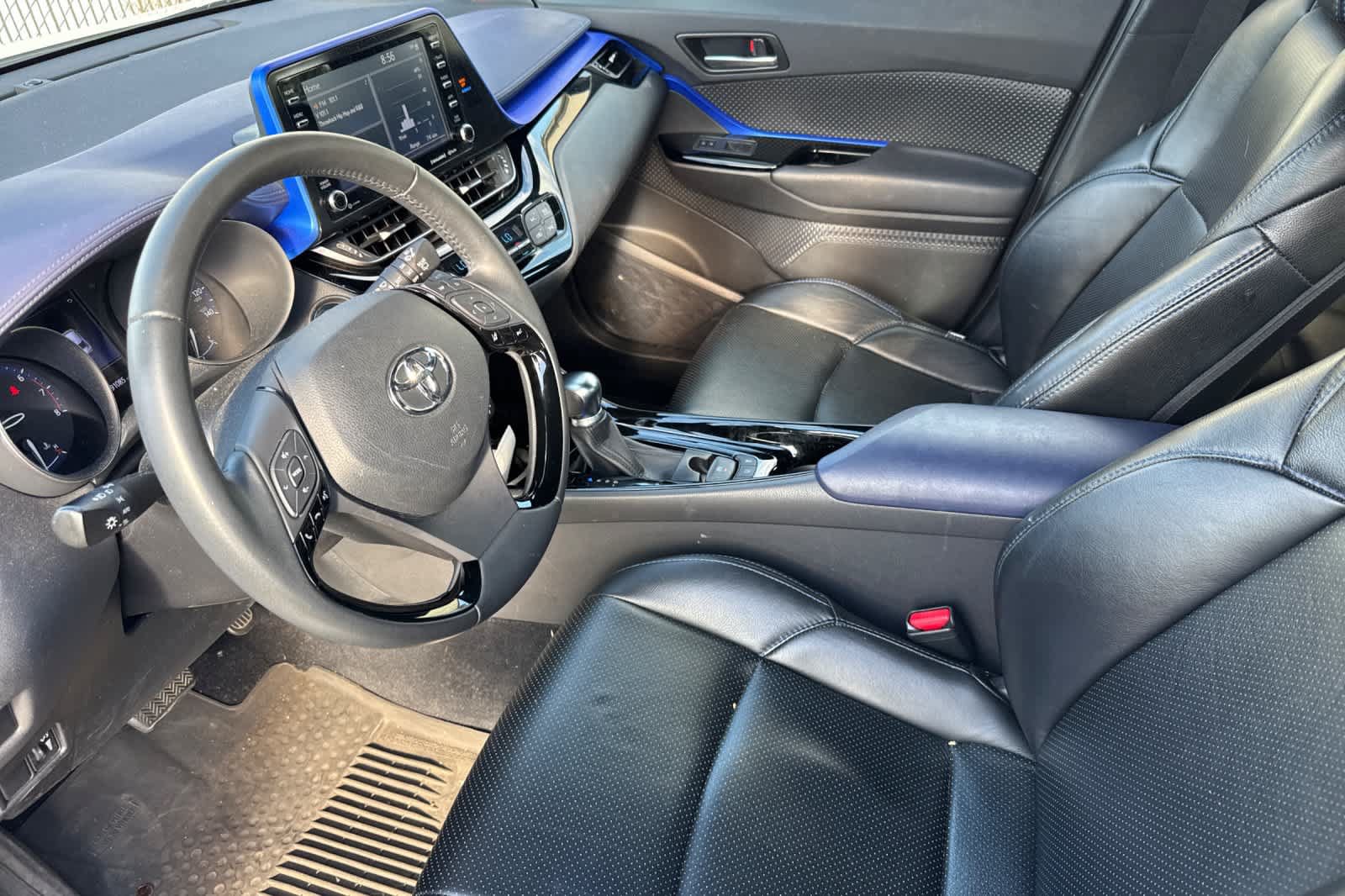 Used 2020 Toyota C-HR XLE FWD image 9
