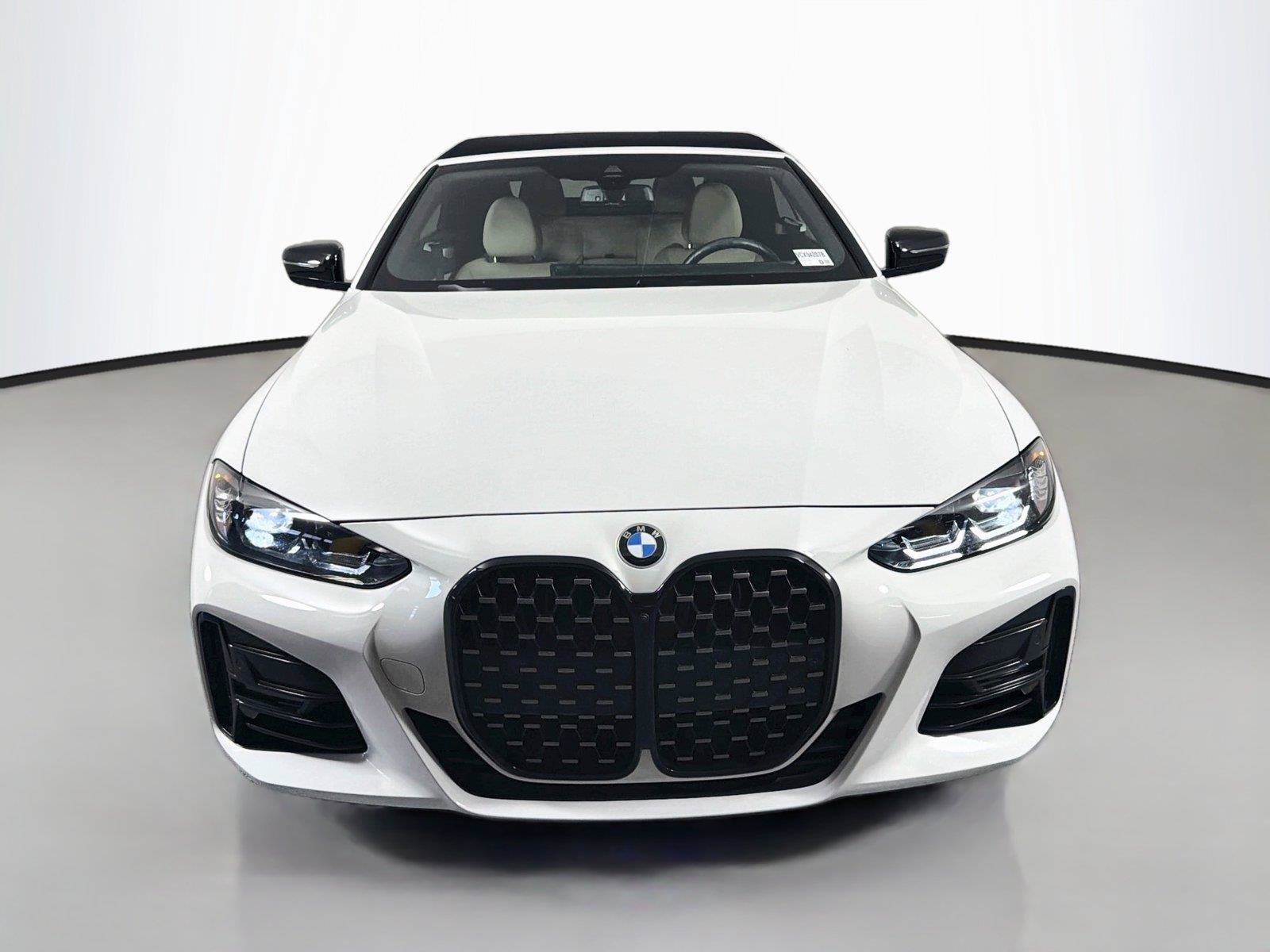 Used 2024 BMW 430i Convertible w/ M Sport Package RWD image 2