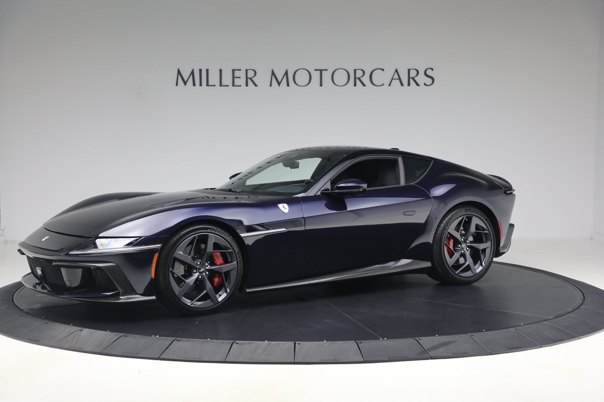 Used 2025 Ferrari 12Cilindri RWD image 3