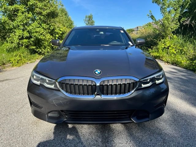 Used 2021 BMW 330i xDrive Sedan w/ Premium Package AWD/4WD image 3