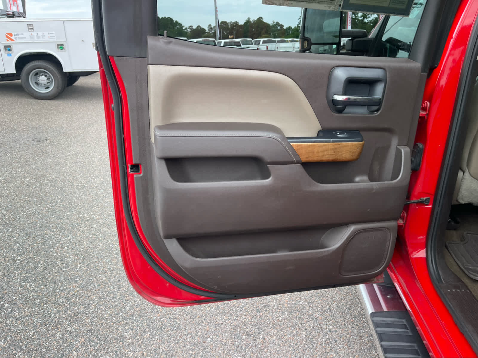Used 2015 Chevrolet Silverado 2500 LTZ w/ Duramax Plus Package AWD/4WD image 19