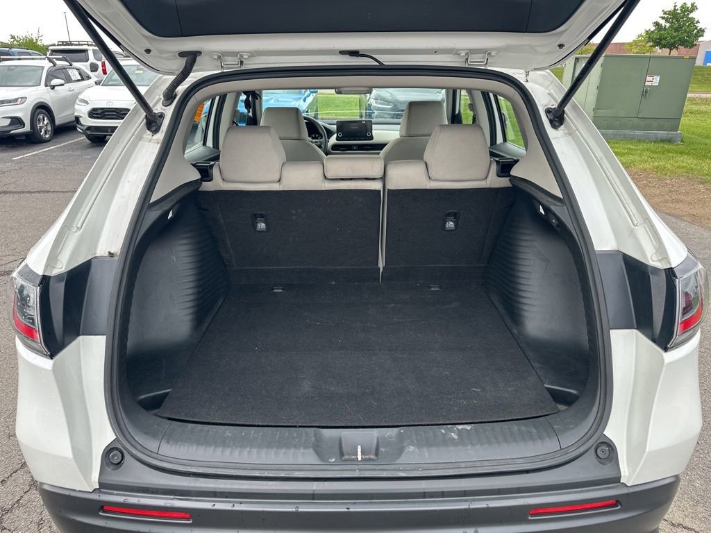 Certified 2023 Honda HR-V LX image 9