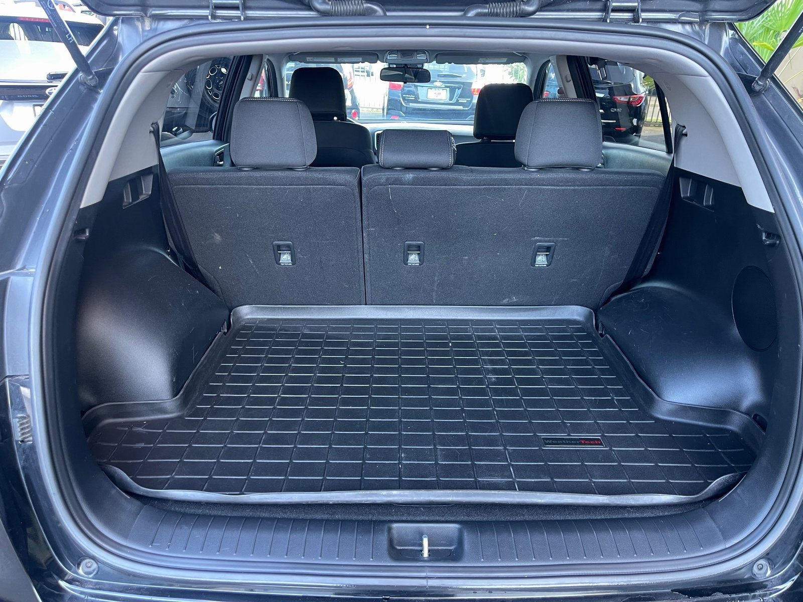 Used 2020 Kia Sportage LX image 24