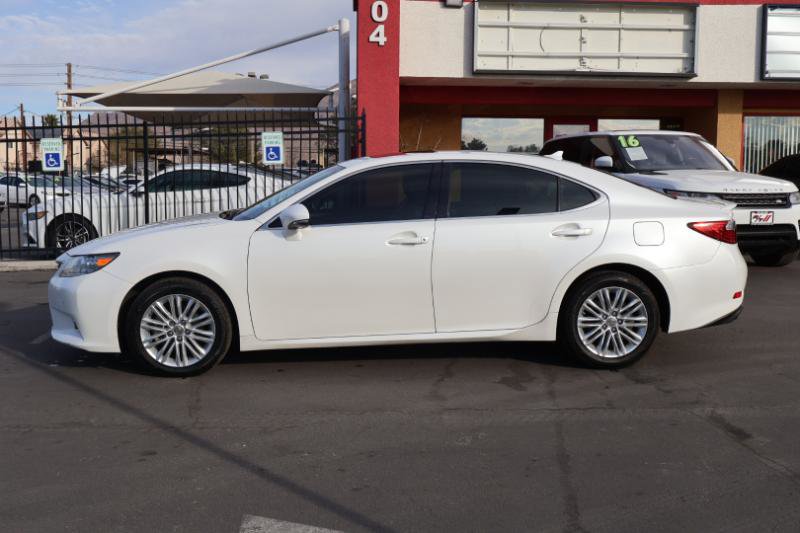 Used 2014 Lexus ES 350 w/ Premium Package image 4