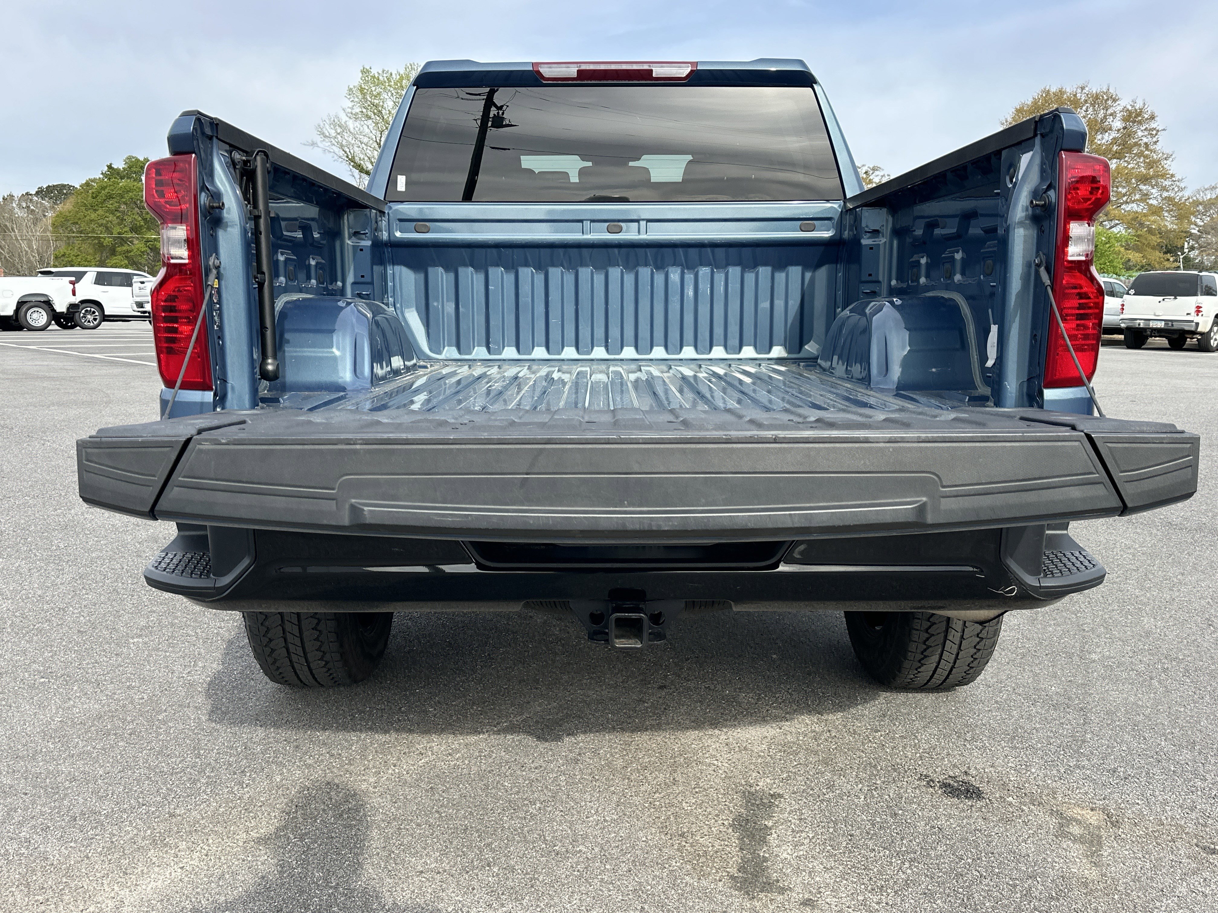 Certified 2024 Chevrolet Silverado 1500 Custom Trail Boss w/ Turbomax Blackout Package AWD/4WD image 20