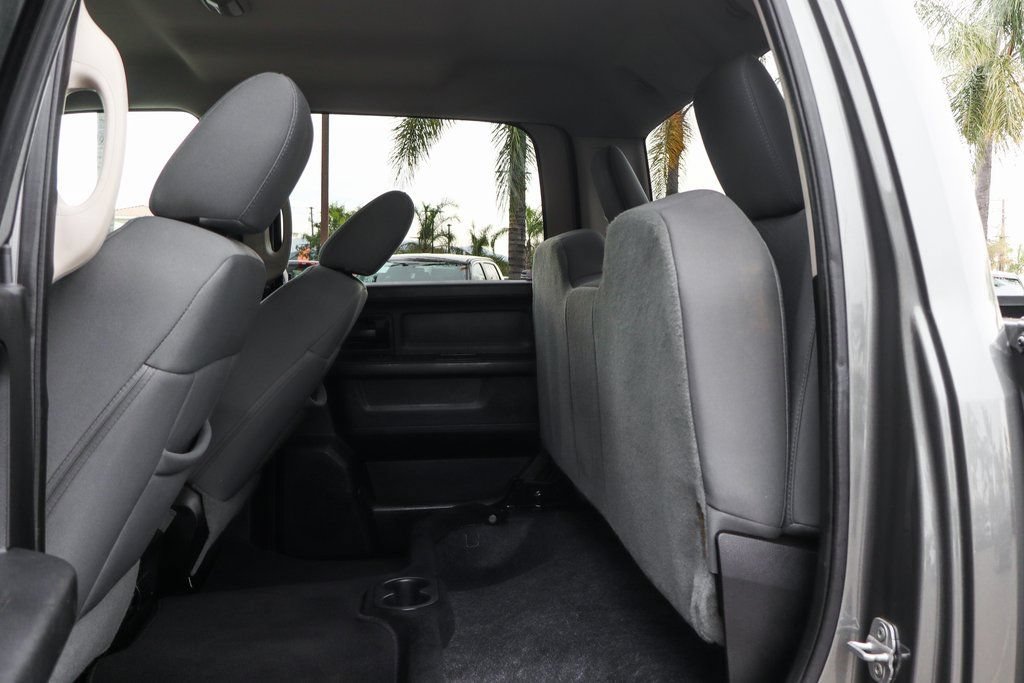Used 2013 RAM 2500 Tradesman w/ Chrome Appearance Group AWD/4WD image 31