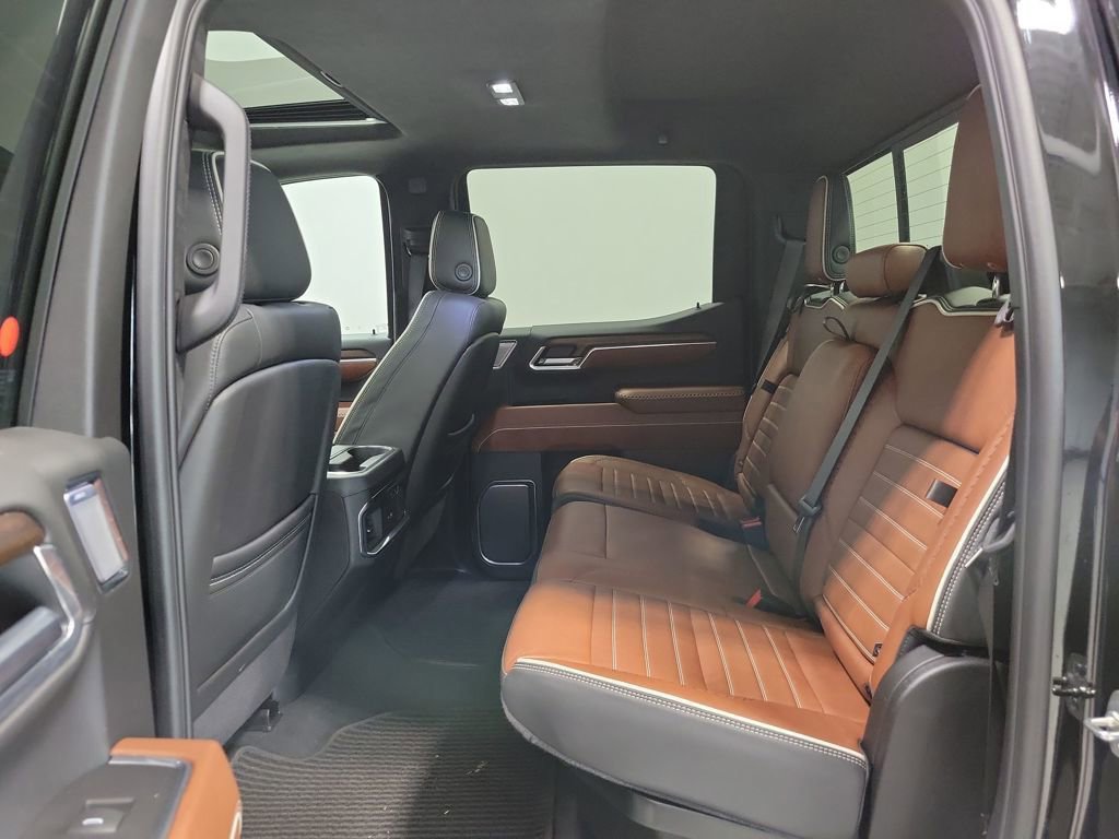 Used 2025 GMC Sierra 1500 Denali Ultimate image 26