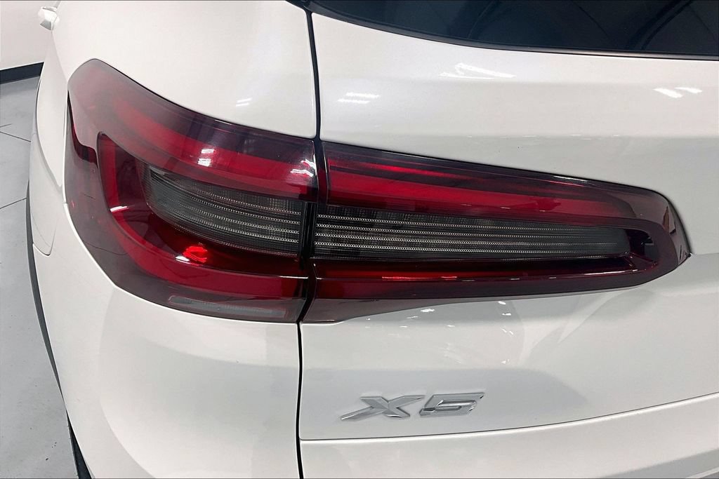 Used 2023 BMW X5 sDrive40i RWD image 32