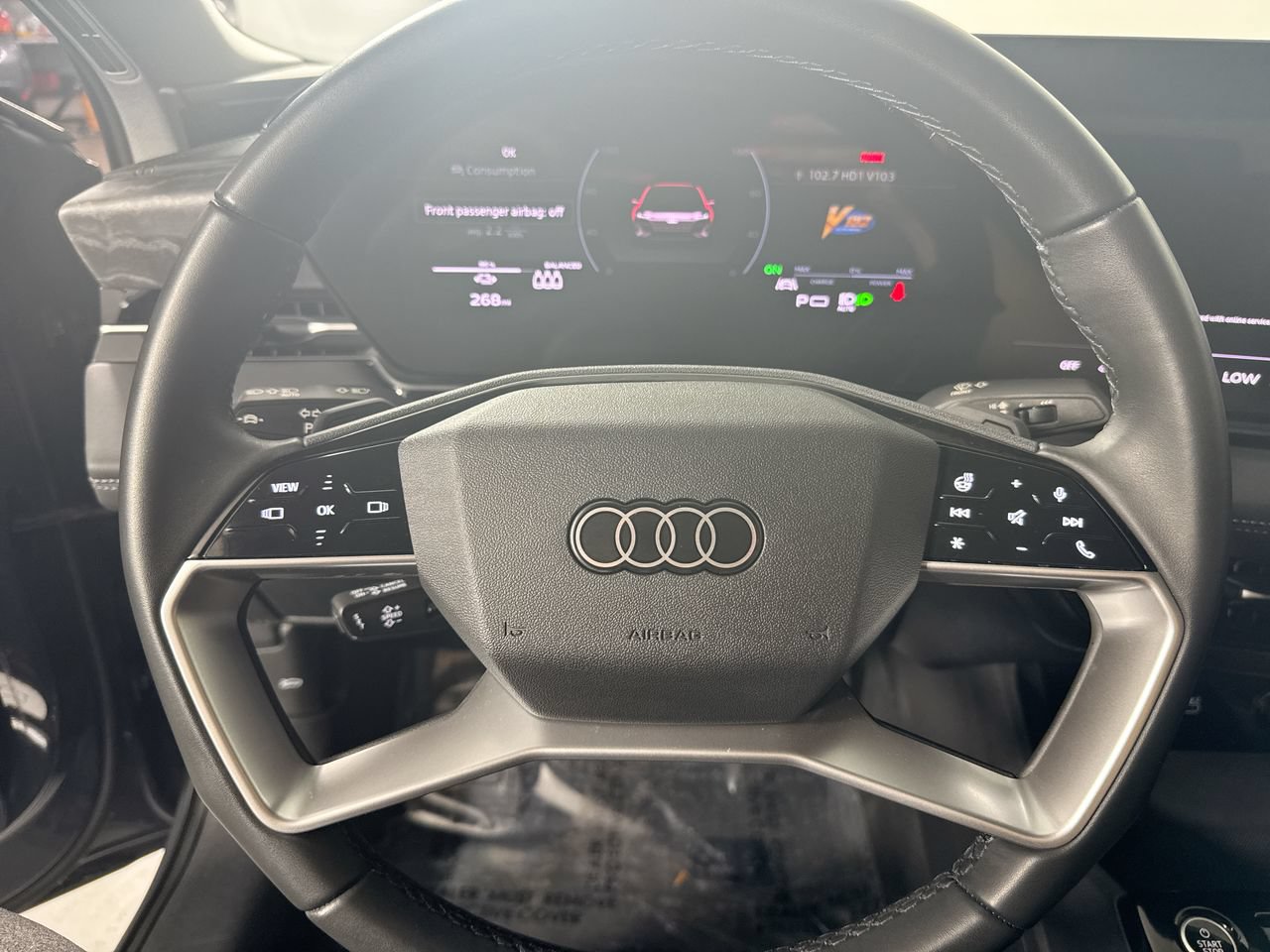 Used 2025 Audi A6 e-tron Premium w/ Ultra Package AWD/4WD image 13