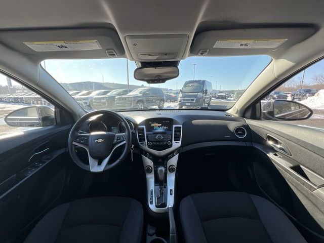 Used 2014 Chevrolet Cruze LT image 14