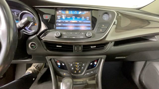 Used 2019 Buick Envision Essence FWD image 33