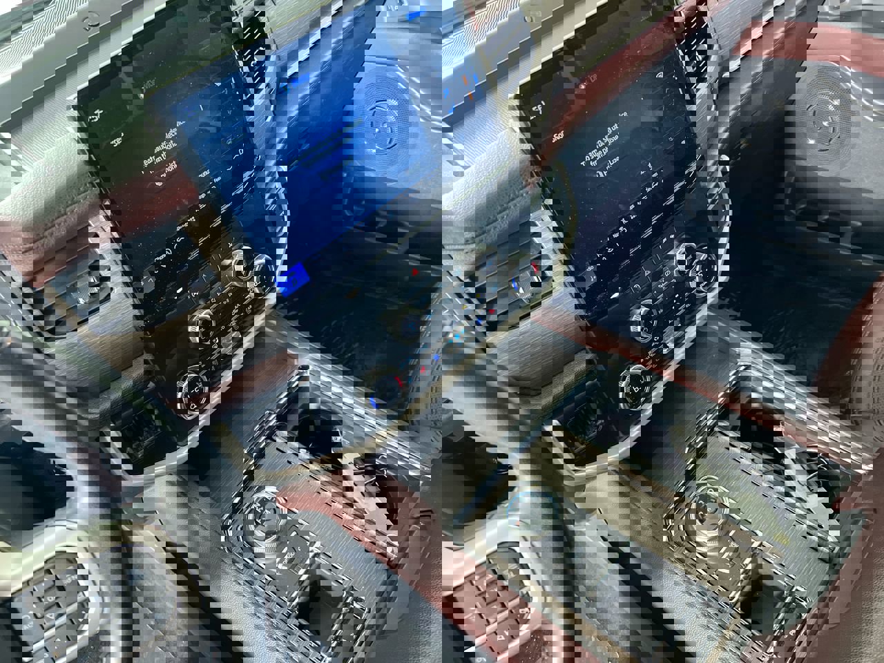 Used 2024 Ford Expedition Max Limited image 23