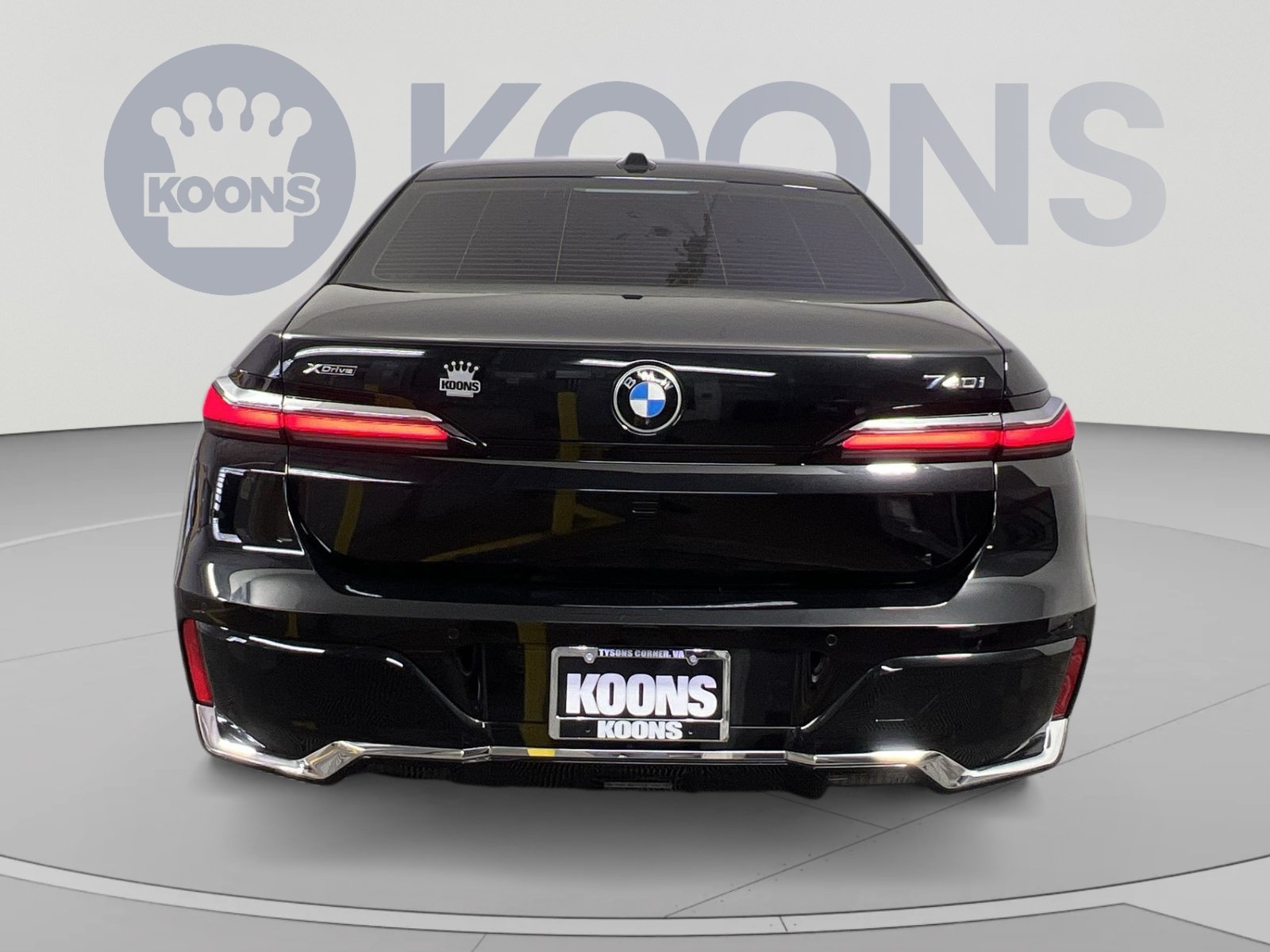 Used 2024 BMW 740i xDrive AWD/4WD image 10