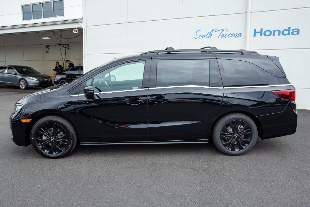 New 2026 Honda Odyssey Sport-L image 9