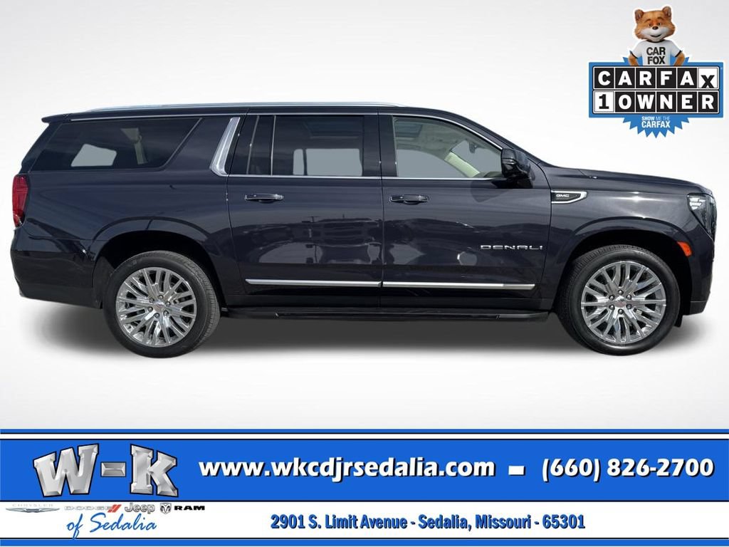 Used 2023 GMC Yukon XL Denali AWD/4WD image 3