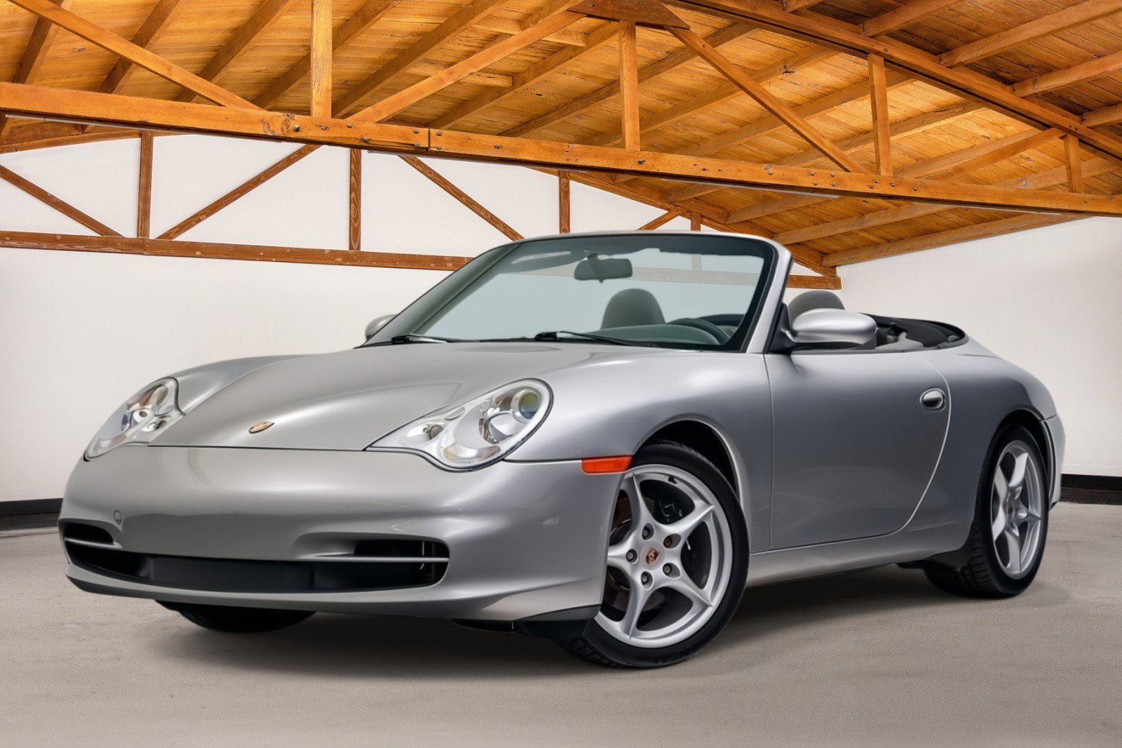 Used 2003 Porsche 911 Carrera RWD image 1