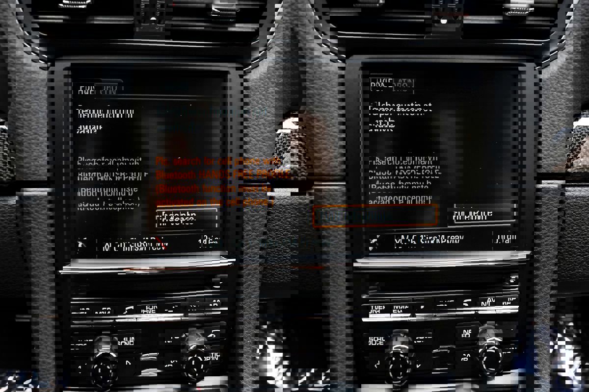 Used 2014 Porsche 911 GT3 w/ Sound Package Plus image 22