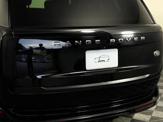 Used 2023 Land Rover Range Rover SE AWD/4WD image 16