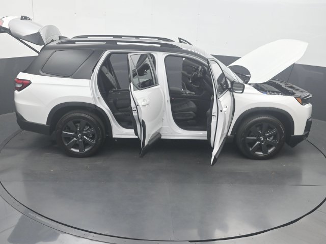 New 2026 Honda Pilot Sport image 49