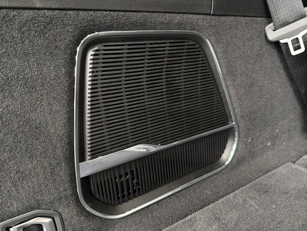 New 2026 Jeep Grand Wagoneer Summit AWD/4WD image 9