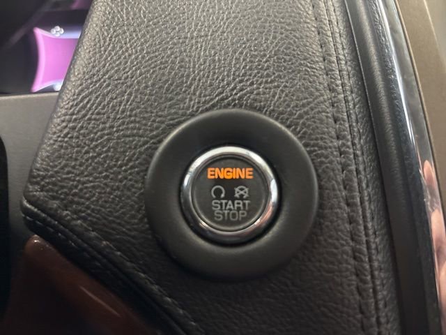 Used 2014 Lincoln MKX FWD w/ Equipment Group 101A image 18