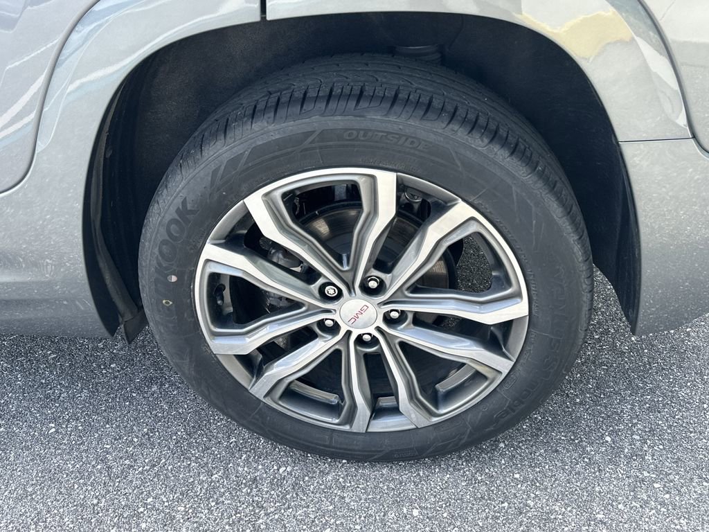 Used 2020 GMC Terrain Denali w/ Denali Premium Package image 11