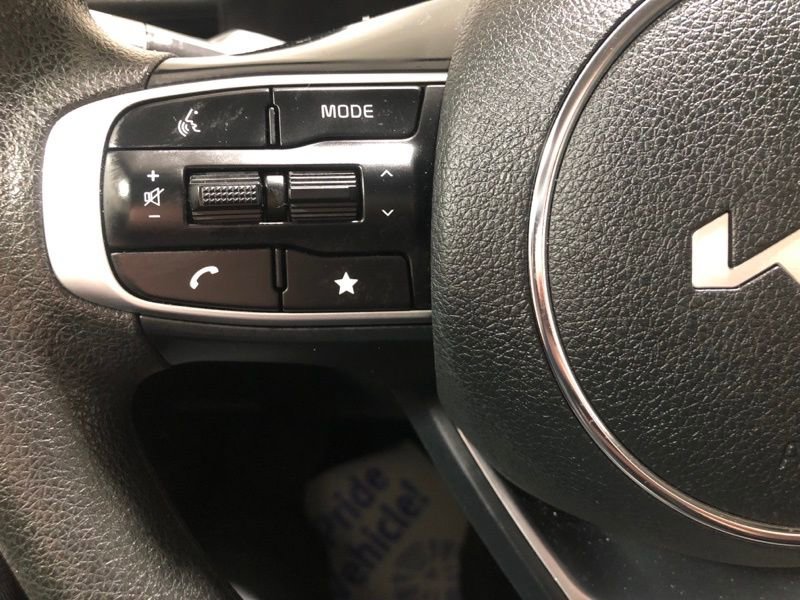 New 2025 Kia K5 LXS image 22