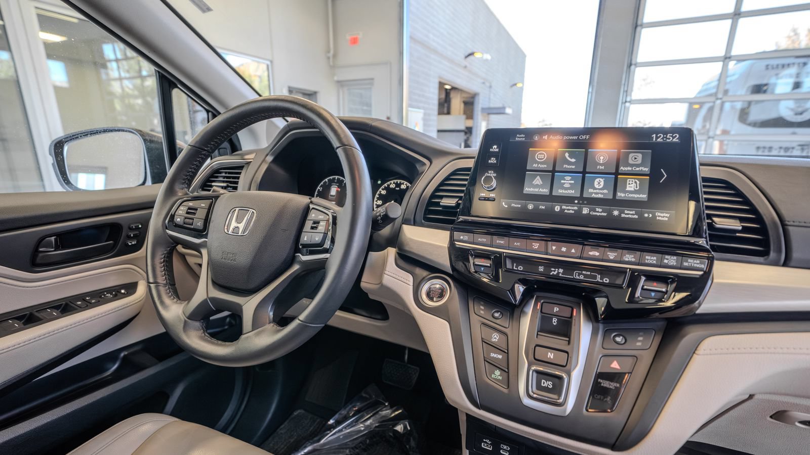 Used 2025 Honda Odyssey EX-L image 18
