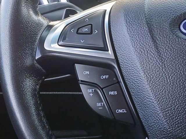 Used 2018 Ford Edge Titanium image 10