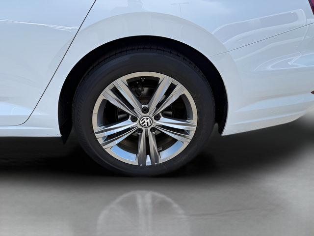 Used 2021 Volkswagen Jetta R-Line w/ R-Line Cold Weather Package FWD image 23