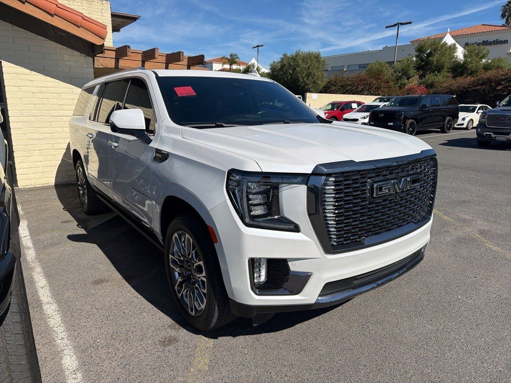 Certified 2024 GMC Yukon XL Denali Ultimate image 3