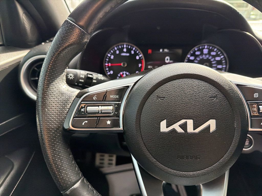 Used 2022 Kia Forte GT-Line w/ GT-Line Premium Package image 31