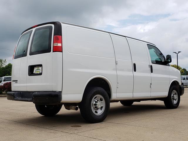 Used 2015 Chevrolet Express 2500 RWD image 6